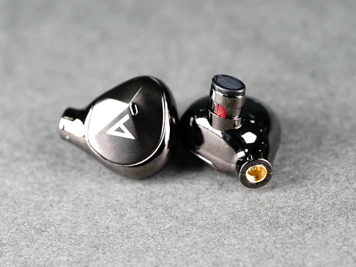 Astell & Kern x Beyerdynamic T9iE In-Ear Monitor IEM Dynamic Driver Earphone
