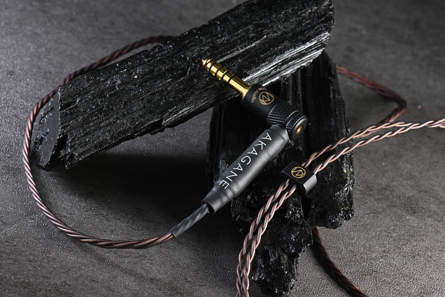 Brise Audio AKAGANE LE2 In-Ear Monitor IEM OFC Cable 4.4mm Plug CM 2-Pin Connector