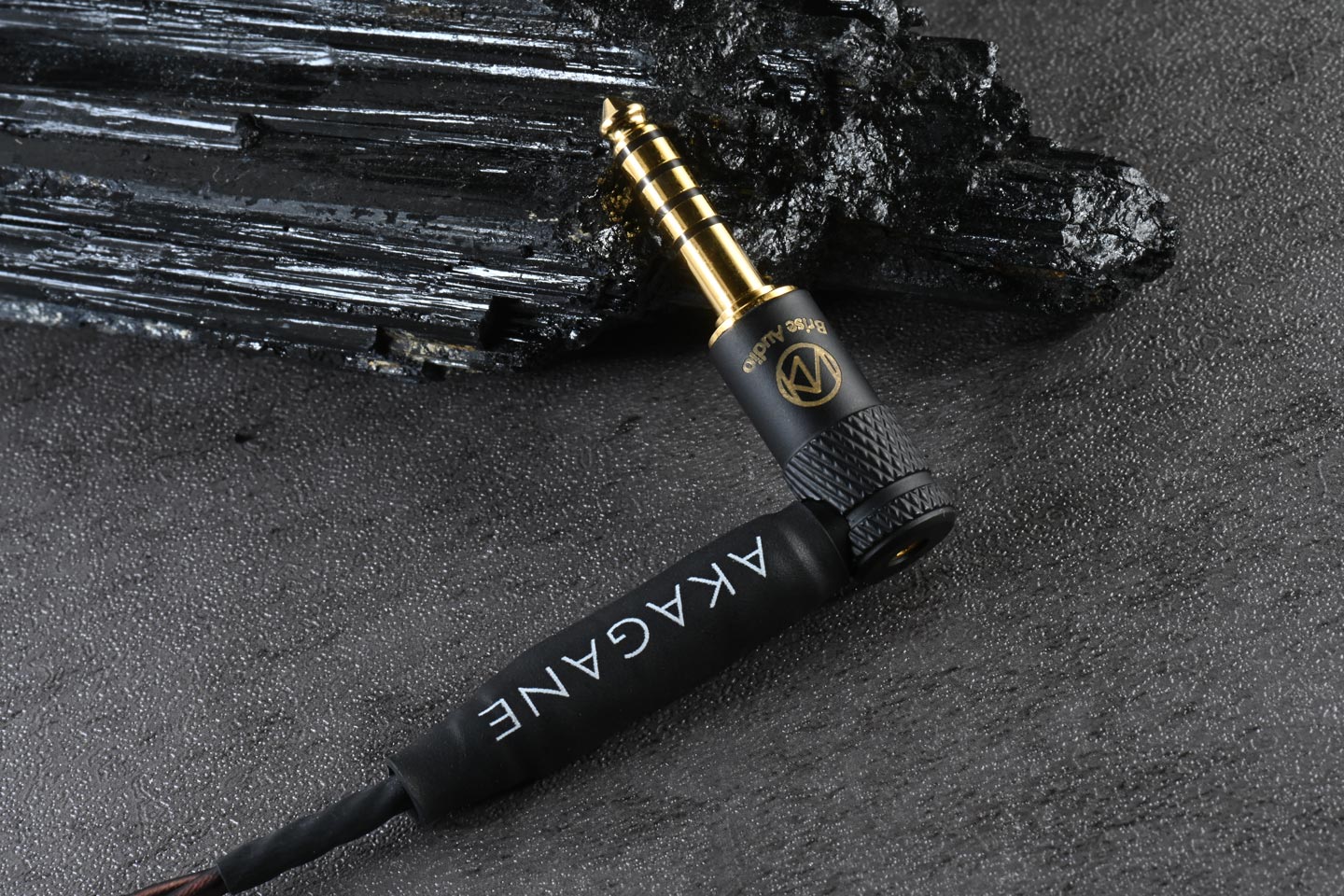 Brise Audio AKAGANE LE2 In-Ear Monitor IEM OFC Cable 4.4mm Plug CM 2-Pin Connector