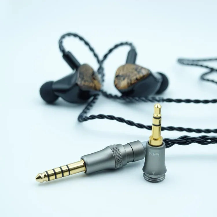 AAW Z06 Aurum Edition 6‑Driver IEM – Hong Kong Limited 38 Units, Dual Isobaric Bass DD + 4 BA, 10‑40kHz, 12Ω Audiophile In‑Ear Monitors