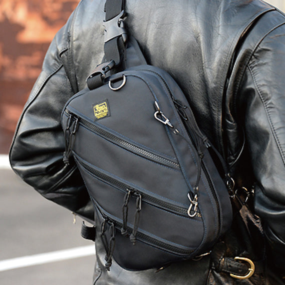 VanNuys D642 Nylon Triple Zipper Cross-Body Shoulder Bag Black Made In Japan