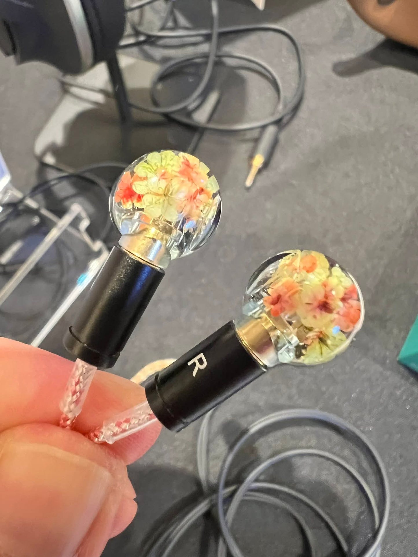 Intime Clivia & Hyacinth Handmade Earphones HK Limited Edition