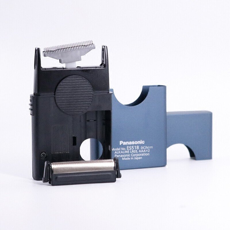Panasonic ES-518 Card Size Shaver AAA Batteries Operated (Silver Blue 2  Colors)