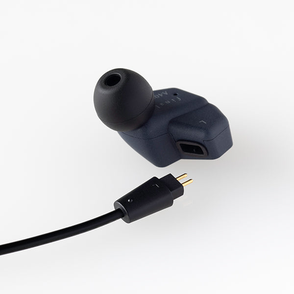 Final Audio A4000 In-Ear Monitor IEM Earphone CM 2-Pin 3.5mm Cable