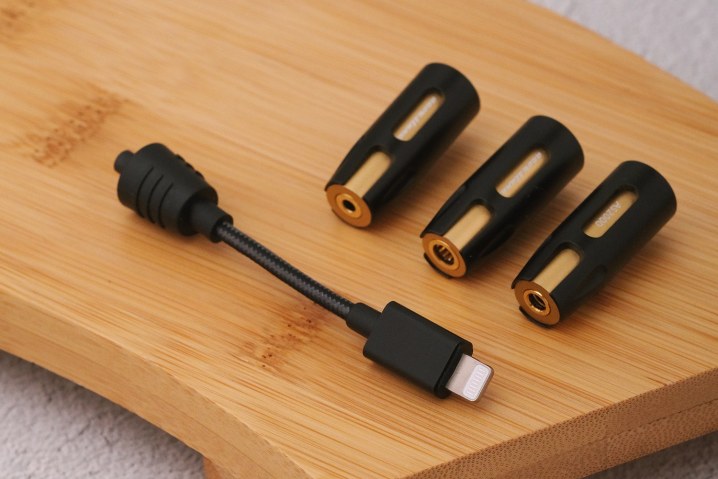 Acoustune AS2000 Adapter for Lightning Apple iPhone iOS Devices with 2.5mm  3.5mm 4.4mm plug